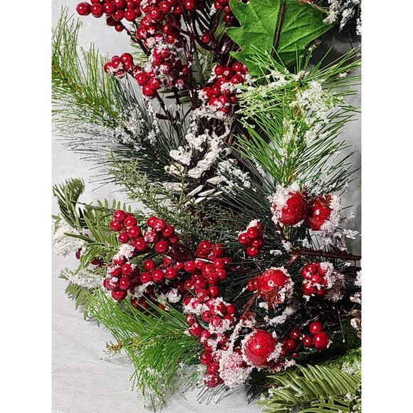 Christmas Wreath Front Door 18" Winter Wreaths with Natural Pine Cones Berries - Picture 3 of 6